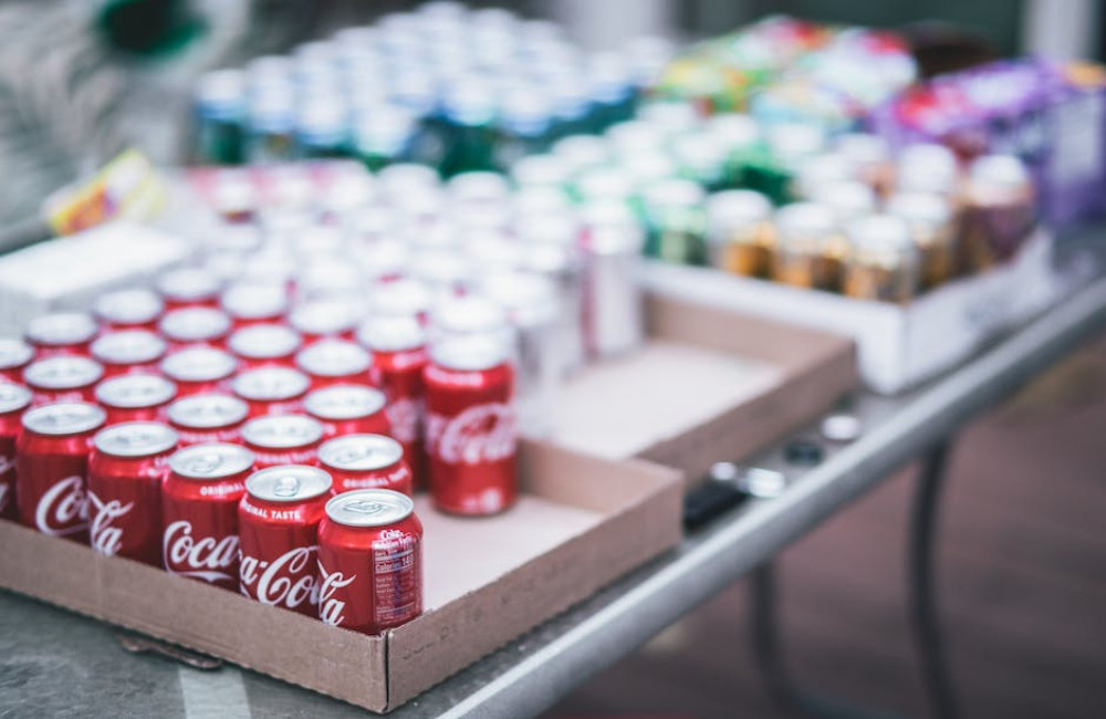 Drie manieren om je medewerkers op kantoor minder frisdrank te laten drinken