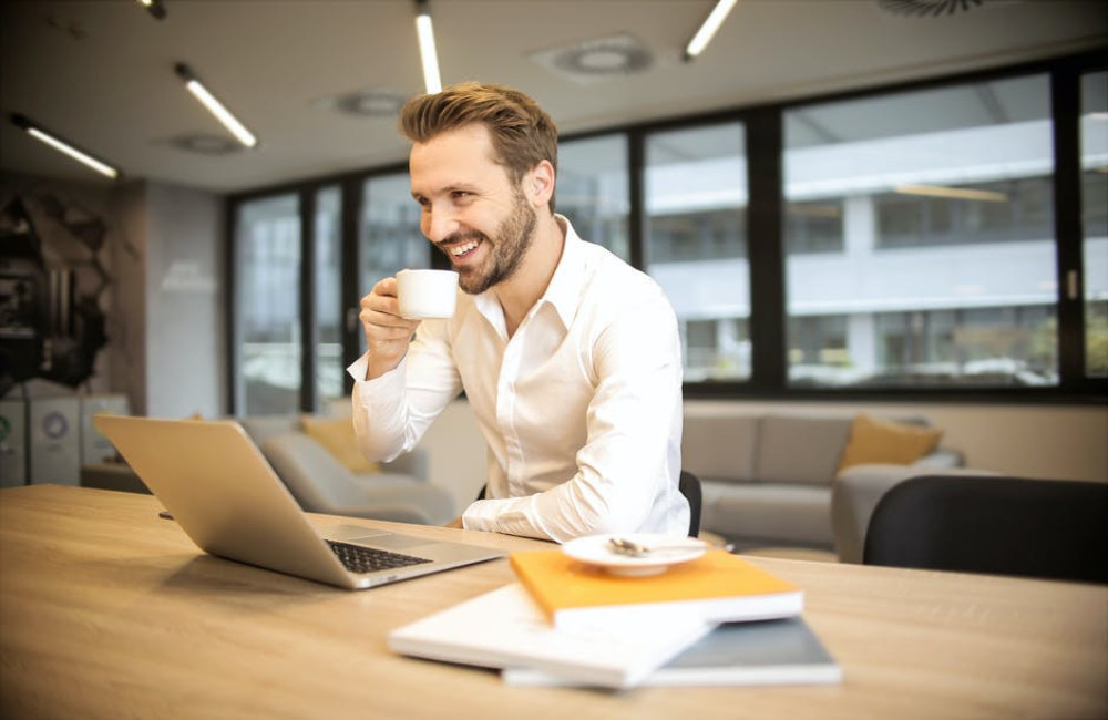 Waarom is ergonomie zo belangrijk op de werkvloer?